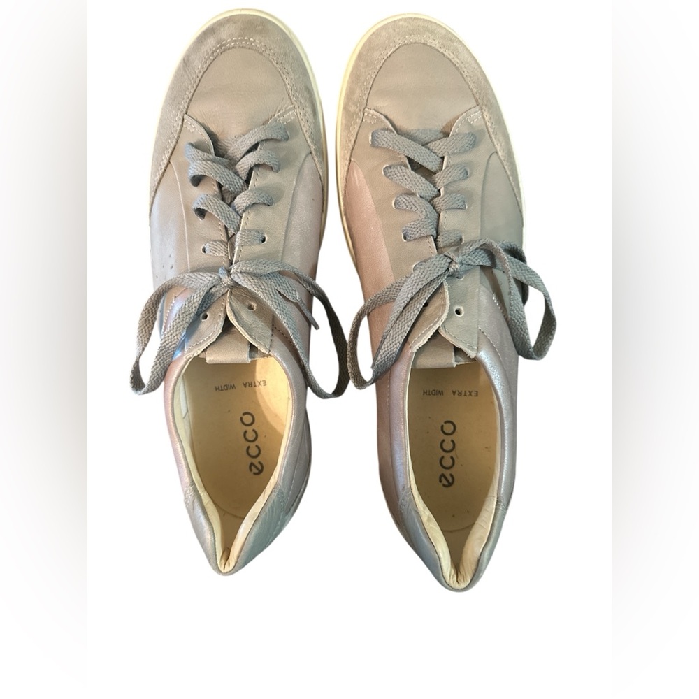 Ecco Women's Light Gray Sneakers SIZE 12